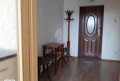 Garsonieră decomandată în Iris