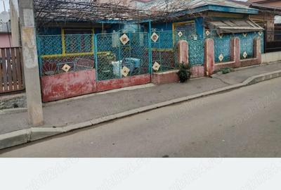 Casă cu 4 camere cu Teren 205 Mp în Central - 3
