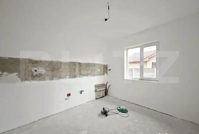 Casă cu 4 camere cu Teren 500 Mp în Sânmartin - 1