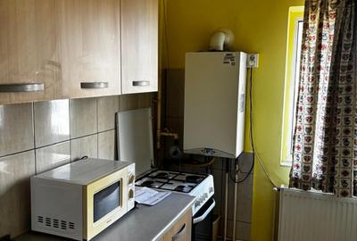 Garsonieră decomandată, mobilată în Vlahuță - 3