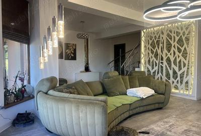 Casă cu 4 camere cu Teren 716 Mp în Central