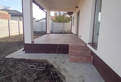 Casa 4 cam , 2 bai Toate utilitatile  Teren 410mp ! 5 min Primarie - 19