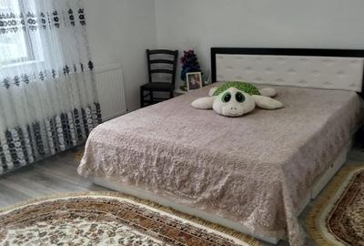 Casă cu 4 camere cu Teren 1500 Mp în Malaia - 1