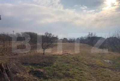 Casă cu 7 camere cu Canalizare în Central - 2