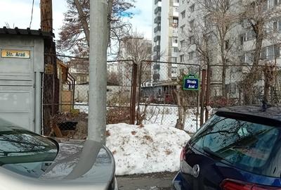Teren Construcții intravilan de 503 mp, în 1 Mai - 14