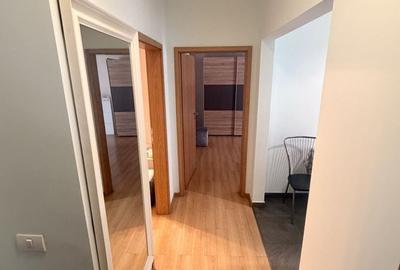 Langa ESO. Decomandat. Etaj 1. - 6