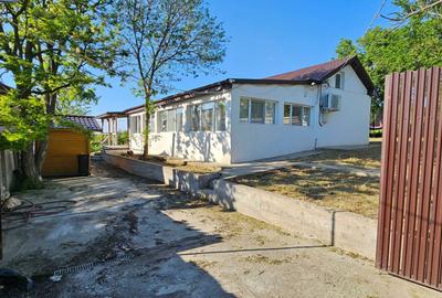 Casă cu 3 camere în Topalu - 4