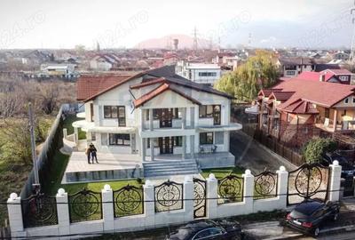 VILA DE VANZARE Foc?ani, Vrancea, Str. Obor de vi?e, nr. 11 (langa targul auto) - 2