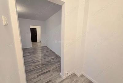 Apartament cu 2 camere semidecomandat în Micro 3 - 1