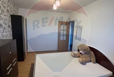 Apartament cu 3 camere de inchiriat Zamca - 3