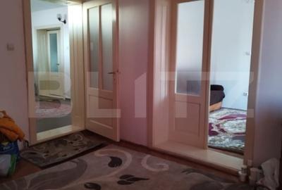 Casa  3 camere SI GRADINA 550mp in vatra satului TARLUNGENI - 12