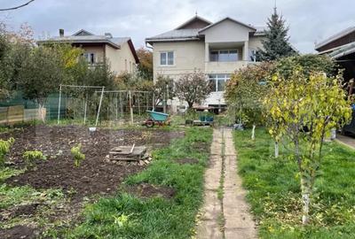 Casă cu 5 camere cu Teren 900 Mp în Central - 10