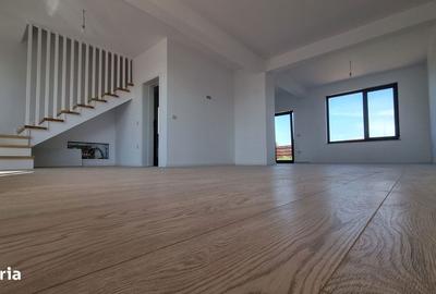 Casă cu 4 camere cu Teren 350 Mp în Rediu - 10