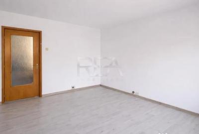 Apartament cu 3 camere decomandat în P-ța Muncii - 4
