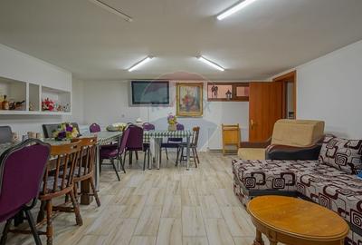 Casă cu 7 camere cu Garaj în Central - 43