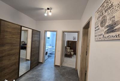Apartament cu 2 camere decomandat în Apărătorii Patriei - 9