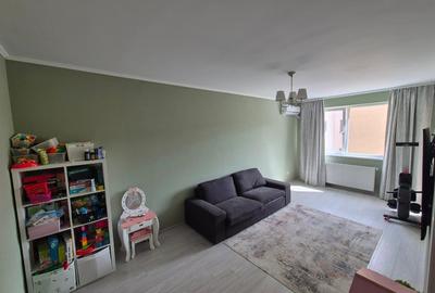 Apartament cu 3 camere decomandat, mobilat în Berceni - 1