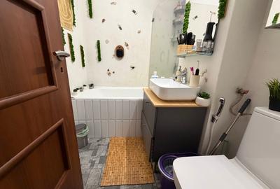 Apartament cu 3 camere decomandat, mobilat în Titan - 12