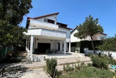 Casă cu 7 camere cu Teren 518 Mp în Mamaia - 10