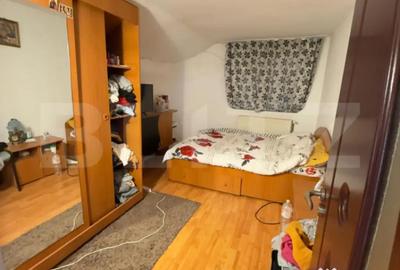 Casă cu 6 camere cu Teren 2800 Mp în Abator - 11