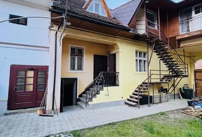 Casă cu 4 camere în Central - 4