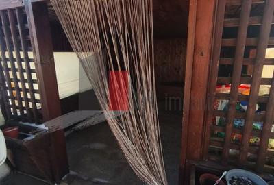 Casă individuală cu 4 camere cu Canalizare în Giulești - 15