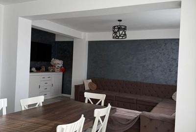Apartament cu 3 camere decomandat în Central - 3