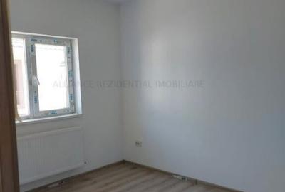 Casa individuala,la 800-900 m de STB si 4 km de metrou.Finalizata - 15