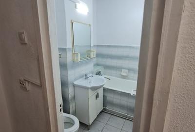 Apartament cu 2 camere decomandat în Milcov
