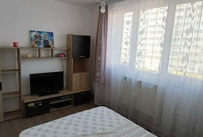 Apartament cu 3 camere semidecomandat în Central - 3
