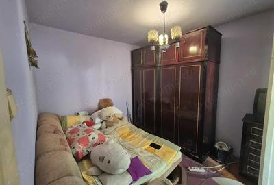 Vand apartament 2 camere Micro 1 etajul 1 - 3
