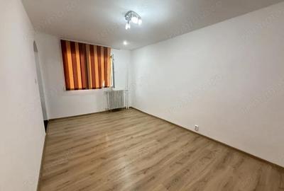 Garsonieră decomandată în Take Ionescu - 4