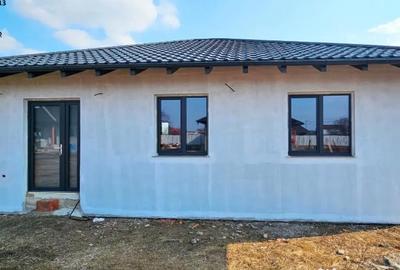 Casă cu 3 camere cu Teren 615 Mp în Est - 6
