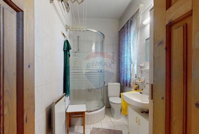 Casă cu 2 camere cu Teren 1804 Mp în Cața - 2