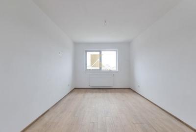 Casă însiruită cu 4 camere și curte proprie - Cartier Izvor, Str. Salc - 17