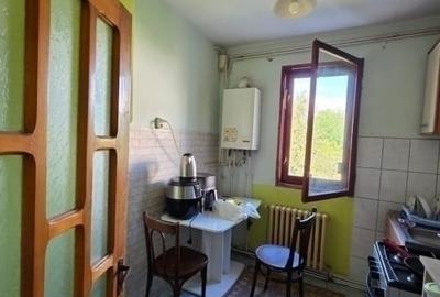 Tudor Vladimirescu-Bucsinescu- 2 Camere  Decomandat 50mp - 2