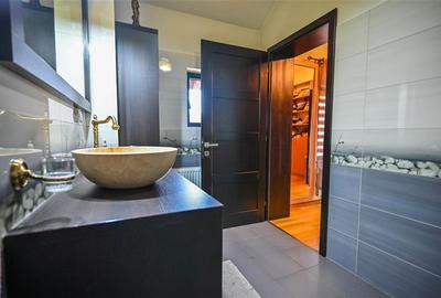 Casă individuală cu 5 camere cu Teren 965 Mp în Central - 41