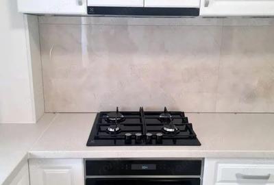 Apartament cu 2 camere semidecomandat, mobilat în Micro 17 - 1