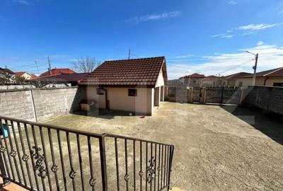 Casă cu 7 camere cu Teren 900 Mp în Central - 2