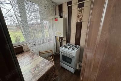 Vand apartament 2 camere (bloc Ceramica) - 5