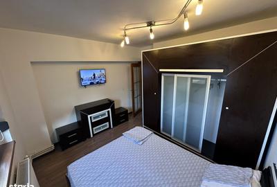 Apartament cu 2 camere decomandat în Școlilor - 2