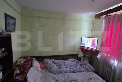 Apartament cu 3 camere semidecomandat în Micro 40 - 3