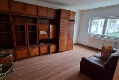 Apartament cu 3 camere decomandat în Micro 17 - 8