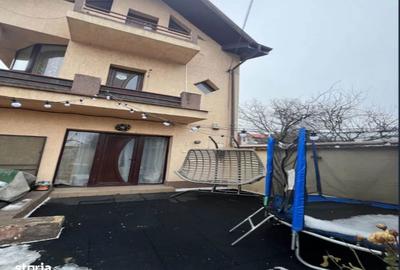 Casă cu 8 camere cu Teren 432 Mp în Afumați - 4