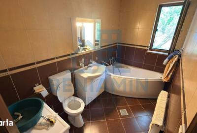 Casă cu 6 camere cu Teren 464 Mp în Cârcea - 7