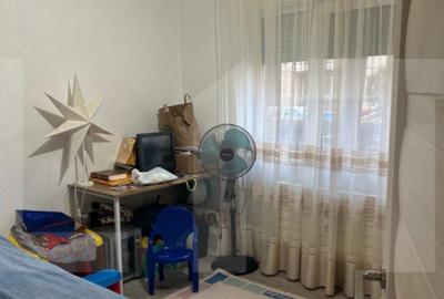 Apartament cu 3 camere decomandat în UTA