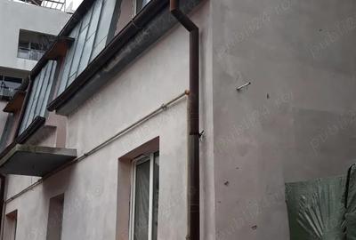 Casă cu 6 camere în Central - 2