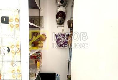 Apartament cu doua camere semidecomandate, zona Aviatori, Bacau - 14