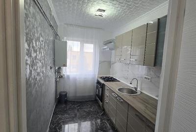 Apartament cu 3 camere decomandat în Central - 3
