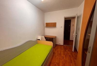 Apartament cu 3 camere semidecomandat, mobilat în Calea Moldovei - 4